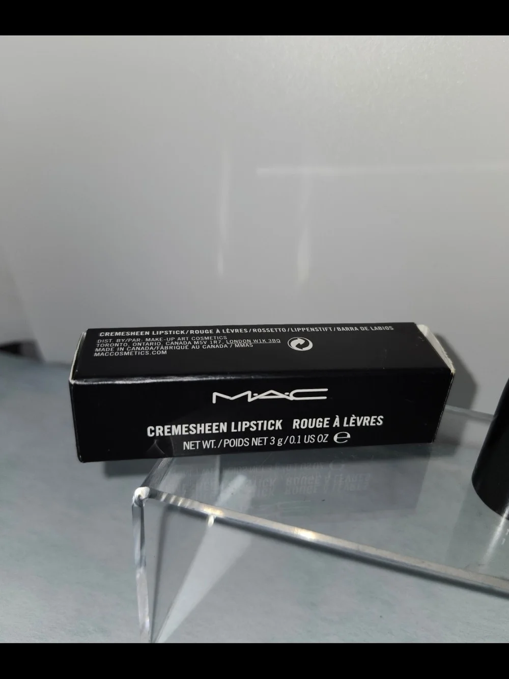 DISCONTINUED MAC Cremesheen Lipstick - 